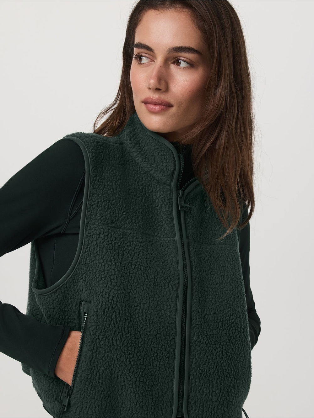 Vuori Alpine Fleece Vest in Evergreen